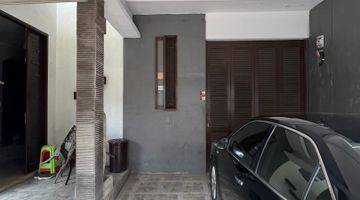 Gambar 4 Rumah Minimalis Kemayoran