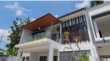 Gambar 1 Rumah 2 Lantai SHM Aranya Town House Hunian Eksklusif