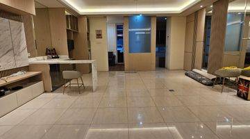 Gambar 4 Townhouse  2,5 Lantai  Cilandak Intan Dijual Cepat 