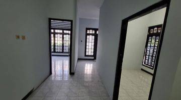 Gambar 2 Dijual Kost Murah RING 1 UII Strategis, 600 M Jl. Kaliurang SHM