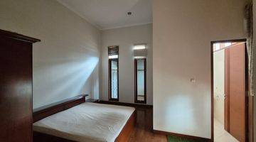 Gambar 2 Rumah Furnished Siap Huni Sangat Rapih Di Cipaku, Bandung