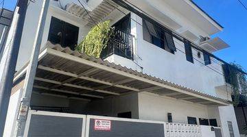 Gambar 1 Rumah 2 Lantai, Shm, Bagus