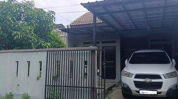 Gambar 1 Rumah Hook Grand Depok City Dekat Rs Citra Medika