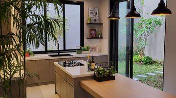 Gambar 2 Brand new house di BSD city, mewah, industrialis, keren