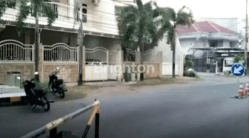 Gambar 2 Rumah Bagus Siap Huni Manyar Indah Raya-Surabaya