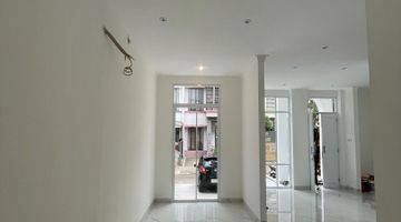 Gambar 5 Rumah Brandnew Emerald Bintaro Jaya Sektor 9 Modern Classic