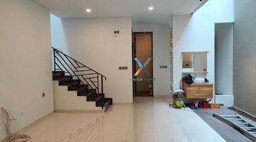 Gambar 3 Di Jual Rumah Baru Classic Modern