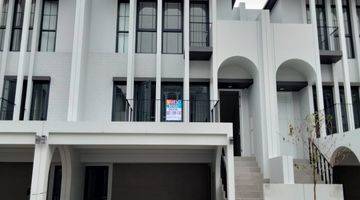 Gambar 1 Rumah Greenwich Park Cluster Aether Bsd City , Tangerang