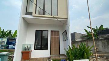 Gambar 1 Rumah 2 Lantai Baru Unfurnished SHM di Serpong