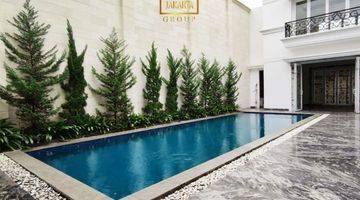 Gambar 5 Rumah 2 Lantai Modwern Classic Ada Pool, Garasi Carport Luas