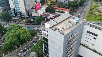 Gambar 2 Gedung 10 Lantai Dekat Thamrin & Bundaran HI