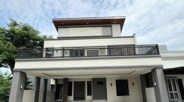 Gambar 1 Dijual Rumah 2 Lantai Di The Icon Simplicity, Modern Kontemporer, Brand New