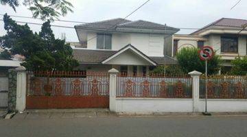 Gambar 1 Dijual rumah rapih dan terawat di Jatinegara Jakarta Timur