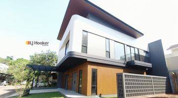 Gambar 1 Rumah Brand New Contemporary Tropical Design di The Icon