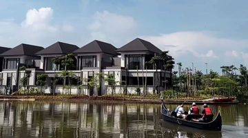 Gambar 5 Rumah paling Besar dan Mewah di Podomoro Park di Dekat Danau