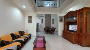 Gambar 2 Jual Rumah 2 Lantai Bagus Furnished di Bintaro Sektor 9. Edwefss