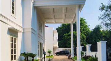 Gambar 1 For Sale
luxurious Modern Classic
brand New  House
menteng Jakpus

