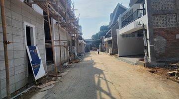 Gambar 3 For Sale
town House Kebagusan
jakarta Selatan