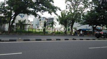 Gambar 3 Tanah Luas Strategis Dijalan Majapahit Semarang