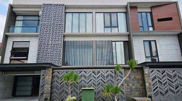 Gambar 5 Rumah Mewah Modern Full Furnished Di Istana Dieng, Malang