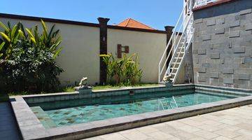 Gambar 1 Rumah Renon Bali 