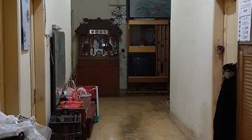 Gambar 5 Dijual Rumah Besar Lama di Warung Miri Gandekan