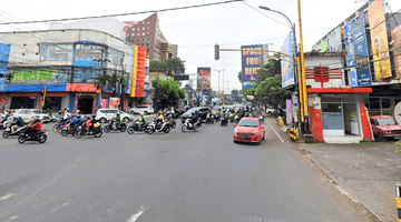 Gambar 4 Ruko SHM 3 Lantai Dekat Tol Singosari di Jl. A. Yani, Malang