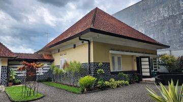 Gambar 1 Rumah Bagus Gaya Belanda Dekat Stasiun di Jl. Dr. Soetomo, Malang