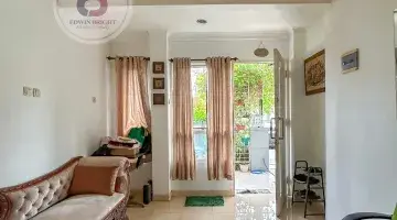 Gambar 5 Dijual Cepat Rumah Cantik Rapi Terawat siap huni di Bintaro Sektor 9