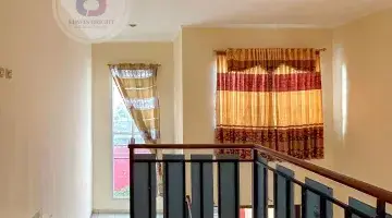 Gambar 4 Dijual Rumah Cantik 2 lantai di Kawasan Berkembang Graha Raya Bintaro