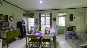 Gambar 1 Dijual rumah cantik 2 lantai siap huni di Discovery Bintaro Jaya 