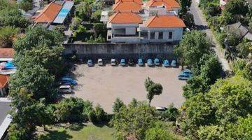 Gambar 2 Tanah Beachfront Samping Hotel Holiday Inn Resort & Bandara I Gusti Ngurah Rai International Airport