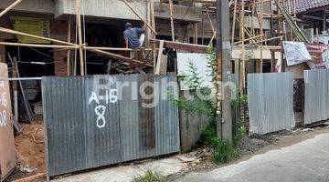 Gambar 1 Rumah 2  lantai lokasi strategis bebas banjir 6KT cocok bagi yang mau invest untuk dijadikan kost-kost an