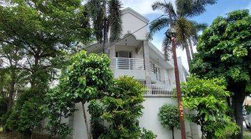 Gambar 1 Rumah Mewah Dengan Attic Room di Semanan, Jakarta Barat