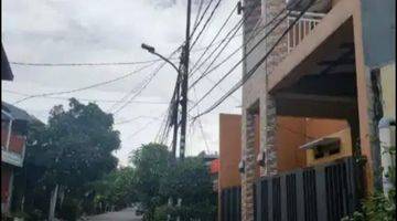 Gambar 5 Di Jual Rumah Ciledug 2. 1/2 Lantai 