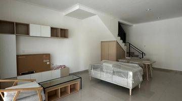 Gambar 1 Disewakan Rumah 2 Lantai 3 Kamar Tidur Milenial Pik 2 Furnished