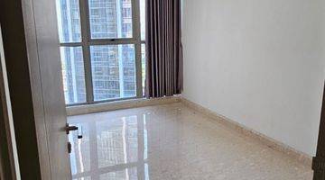 Gambar 3 Disewakan Apartemen Gold Coast 3 Kamar Tidur Bagus Semi Furnished