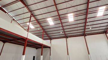 Gambar 4 Disewakan Gudang Kbc Kamal 900m2 Plong Baru Brandnew Rapi Full Cor Akses 40ft