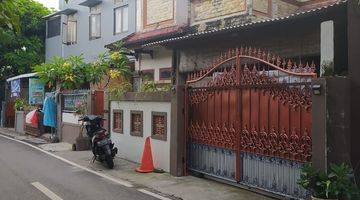 Gambar 3 For Sale, 2 Storey, 5 Bedroom House At Denpasar