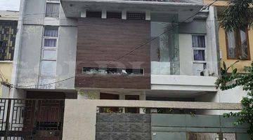 Gambar 1 Rumah Dijual Kayu Putih, Luas 9x20,5 Meter, Kode 18116 Li