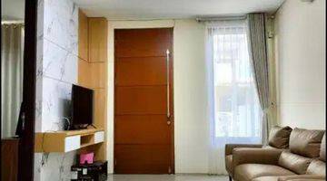 Gambar 2 Rumah 2 Lantai Bagus Semi Furnished di Citraland Taman Puspa Raya