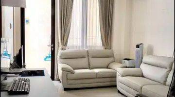 Gambar 4 Rumah 2 Lantai Bagus Semi Furnished di Citraland Taman Puspa Raya