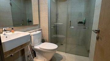 Gambar 4 Disewakan Apartemen Gold Coast 2 Kamar Tidur Furnished Baru, 90m²