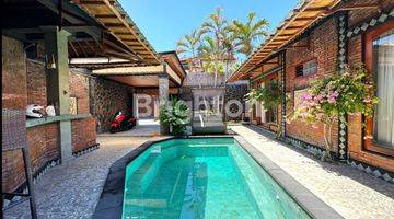 Gambar 2 VILLA MENARIK 3 BEDROOM WITH POOL KUTA