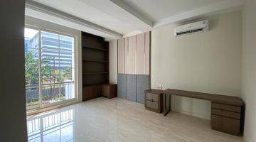 Gambar 5 Disewakan Cepat di Area Premium Patran Kuningan 5 Bedroom Swimming Pool Good Condition Jakarta Selatan