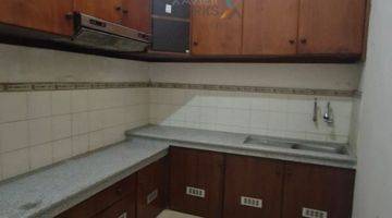 Gambar 2 Disewakan 
rumah 2 Lantai Full Furnished Bagus