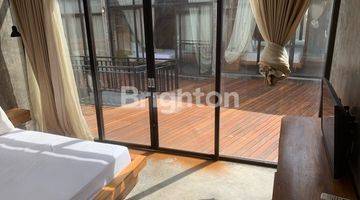 Gambar 1 2BR INDUSTRIAL RUSTIC WOOD APARTMENT IN CANGGU