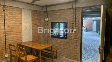 Gambar 5 2BR INDUSTRIAL RUSTIC WOOD APARTMENT IN CANGGU