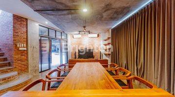 Gambar 4 3BR RUSTIC INDUSTRIAL DESIGN APARTMENT IN CANGGU