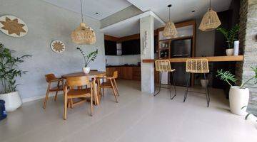 Gambar 4 2br Spacious Villa In Kerobokan With Full Furnished